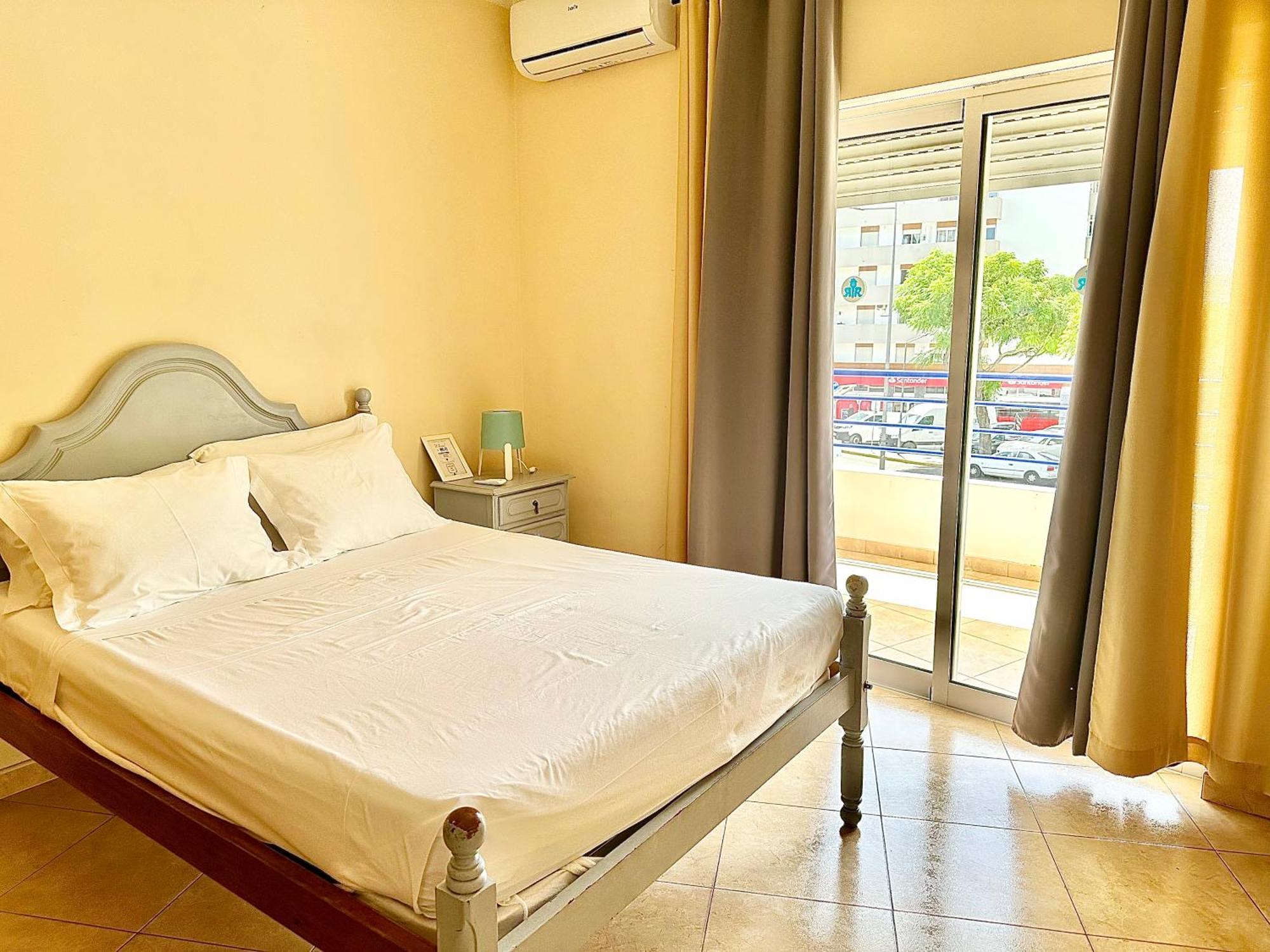 Rei Apartment Quarteira Luaran gambar