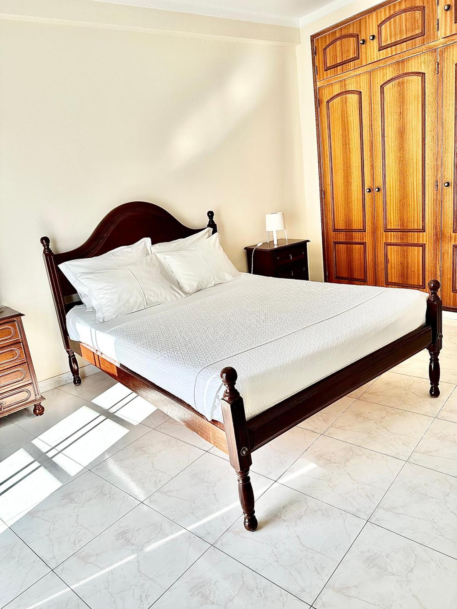 Rei Apartment Quarteira Luaran gambar